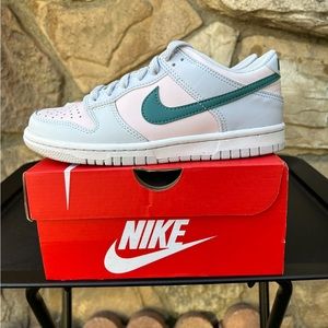 Nike Dunk Low “Mineral Teal” Size 4Y / 5.5 Women
